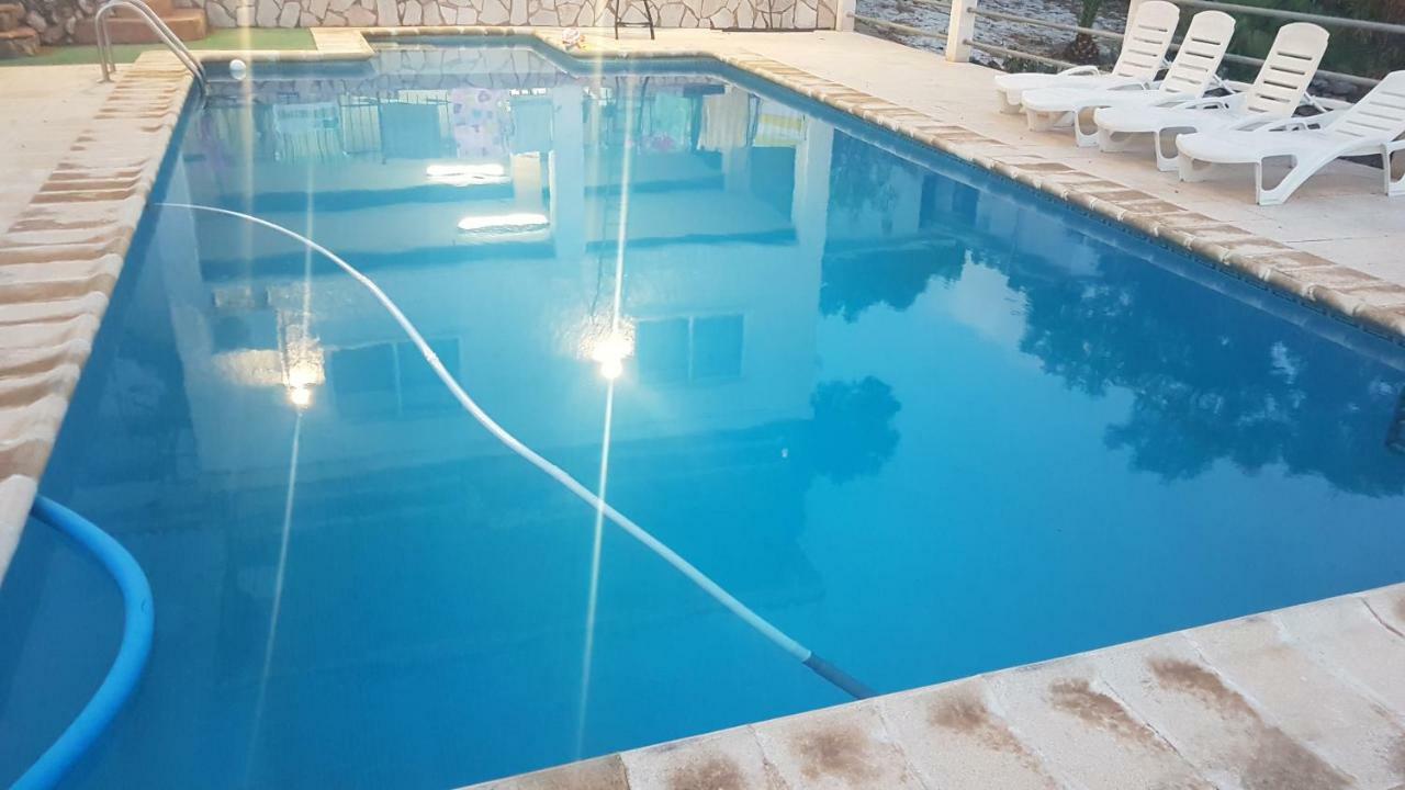 Calicanto House & Pool Torrent  Eksteriør bilde